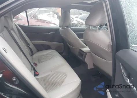 2020 Toyota Camry Se z USA, uszkodzony, nr VIN 4T1G11AK6LU866313